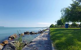 Balatoni Aranyparti Apartmanok